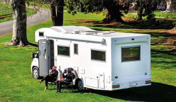 featured-Winnebago-Airlie_edited.jpg ceramic paint protection Sydney